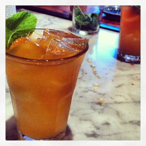 Dark 'n Stormy cocktail