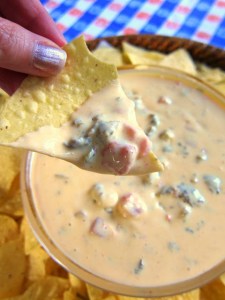 I guess I do like Velveeta. This dip is bomb.com. 