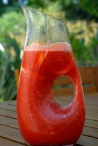 Strawberry tequila lemonade: yes, please 