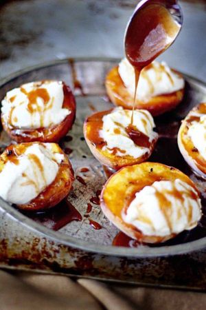 Grilled Vanilla Bean Mascarpone Peaches with Salted Bourbon Caramel 