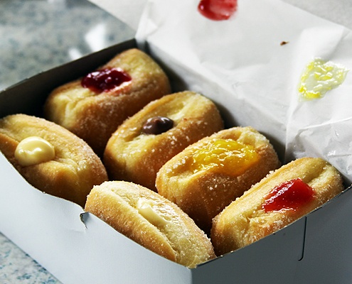 Malasadas! Yes, please. 