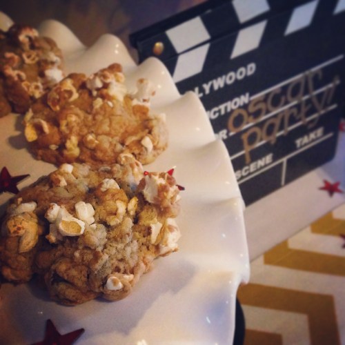 Buttered popcorn cookies, cooked
