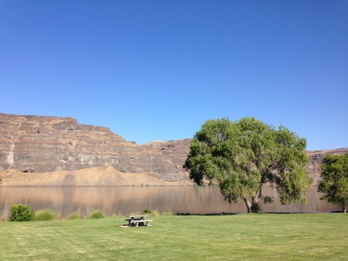 On the shores of the Columbia