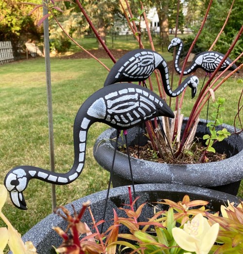 DIY Skeleton flamingos, Halloween decor, lawn art